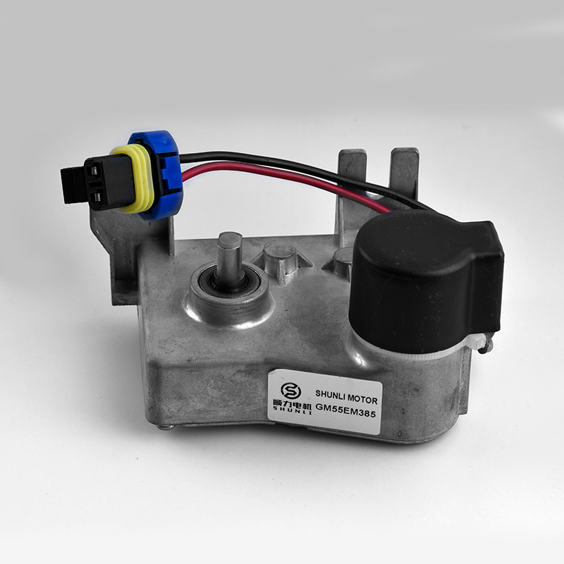GM55EM385.jpg