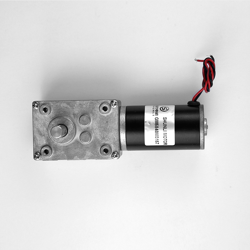GM5840M3157.jpg